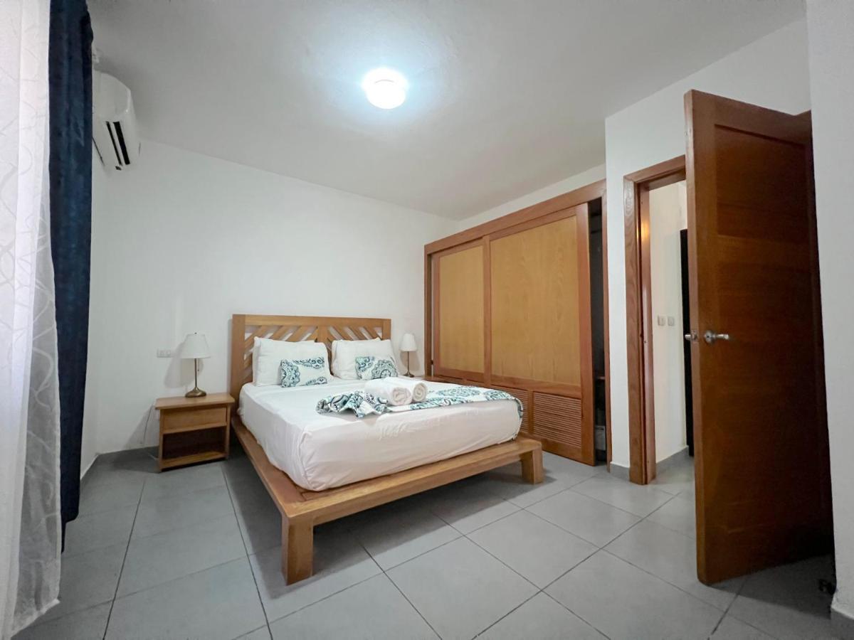 Sol Caribe Suites - Playa Los Corales - Beach Club, Wifi, Swimming Pool Punta Cana Pokoj fotografie