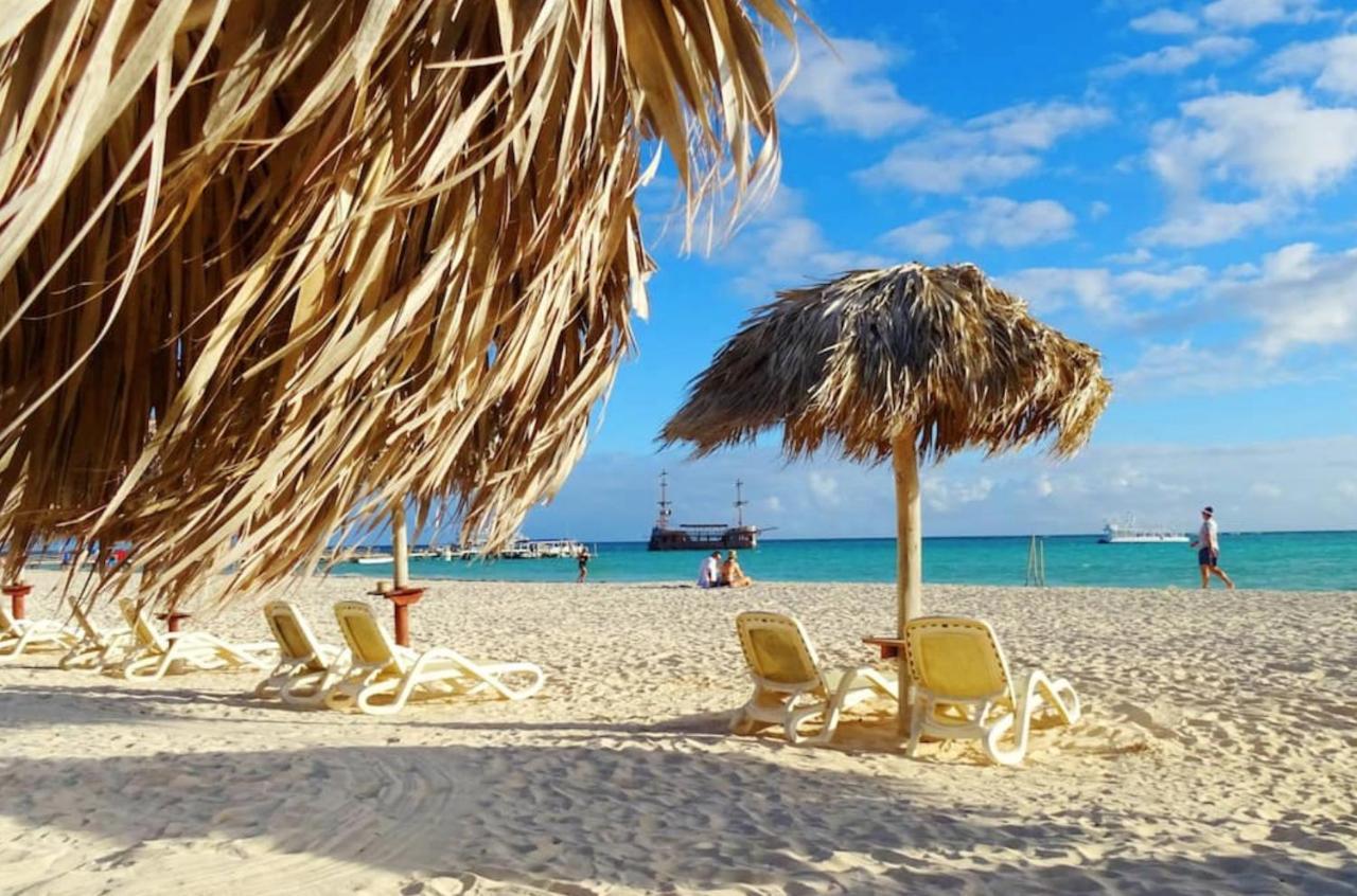 Sol Caribe Suites - Playa Los Corales - Beach Club, Wifi, Swimming Pool Punta Cana Exteriér fotografie